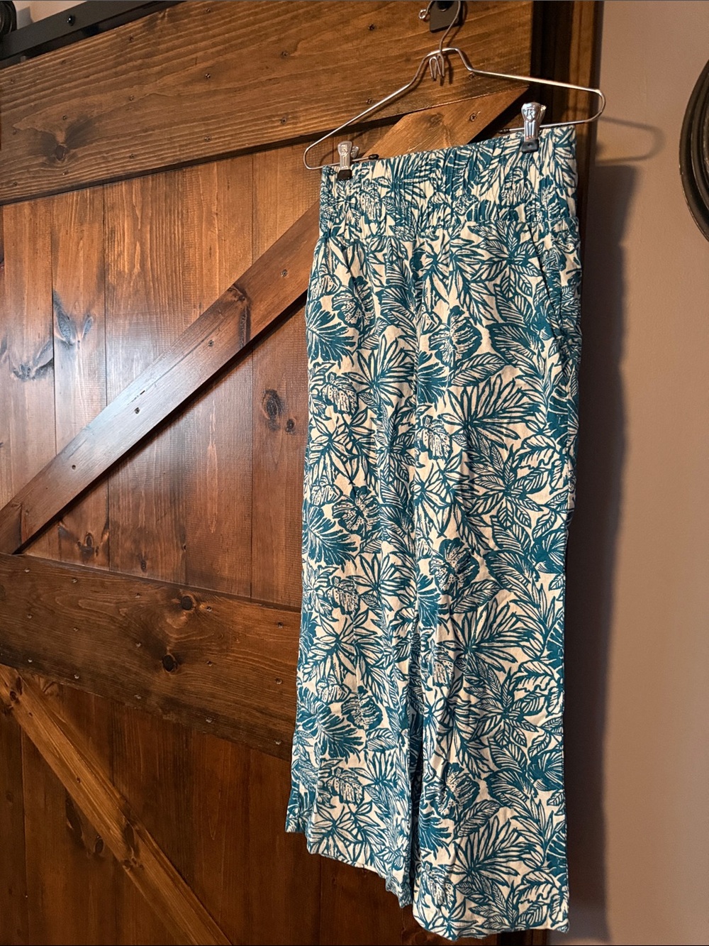 Sincerely Jules Teal and White Tropical Wide-Leg Pants
